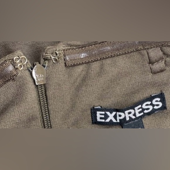 EXPRESS Strapless Bustier Ruched Mini Dress NWT - Picture 5 of 7